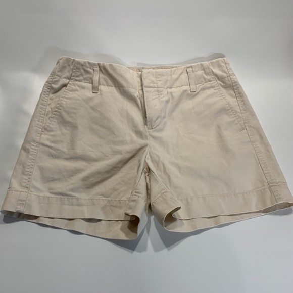 GAP | Chino Shorts Back Pockets Cream Beig… - Picture 2 of 8